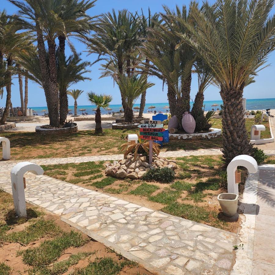 Golf Beach & Thalasso- Families And Couples Триффа Экстерьер фото