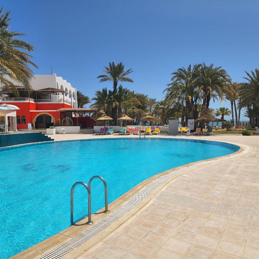 Golf Beach & Thalasso- Families And Couples Триффа Экстерьер фото