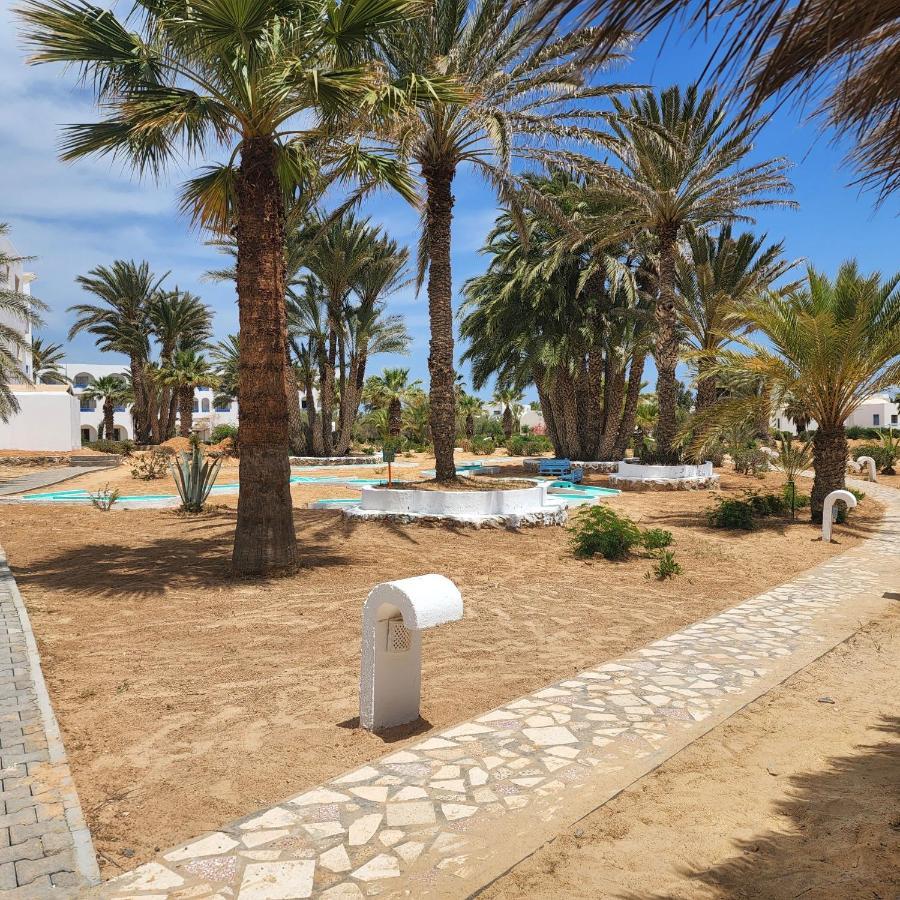 Golf Beach & Thalasso- Families And Couples Триффа Экстерьер фото