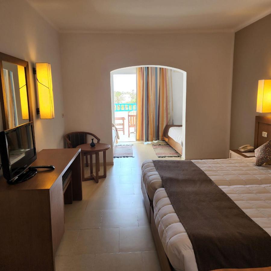 Golf Beach & Thalasso- Families And Couples Триффа Экстерьер фото